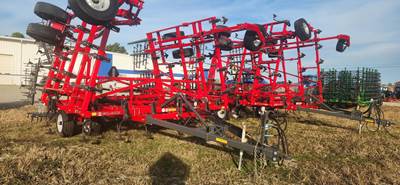 Wil-Rich 13XL2 32 Cultivator