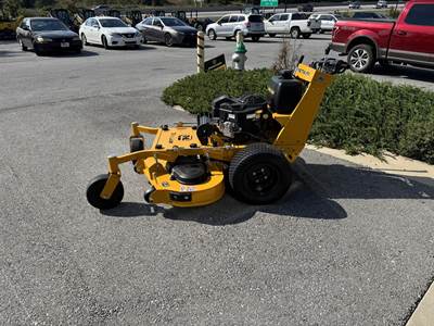 Hustler TRIMSTAR 54 Walk-Behind Lawn Mower