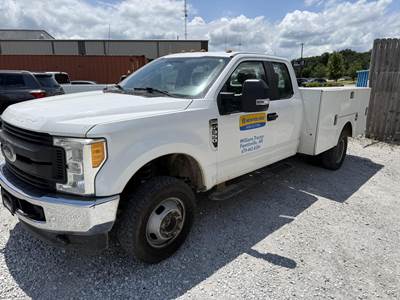 Ford F-350 XL Mechanic / Service Truck - 385HP, Amt
