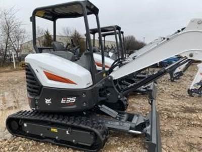 Bobcat E35R2 Mini Excavator