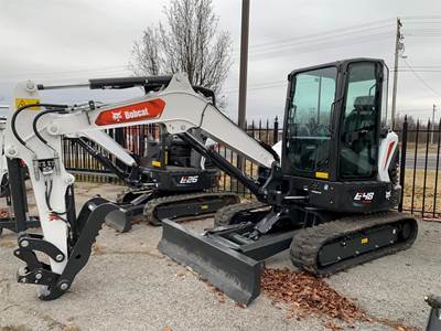 Bobcat E48R2 Mini Excavator
