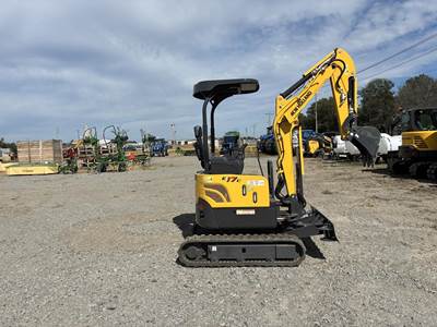 New Holland E17C Mini Excavator