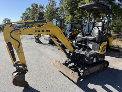 New Holland E17C Mini Excavator