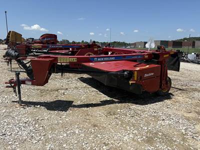 New Holland DISCBINE 210 Pull-Type Mower Conditioner/Windrower
