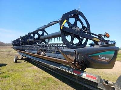 MacDon FD75 Platform