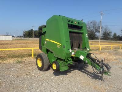 John Deere 450M Round Hay Baler