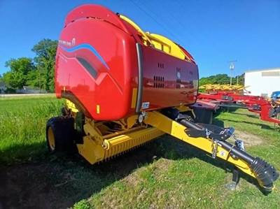 New Holland 460 Round Hay Baler