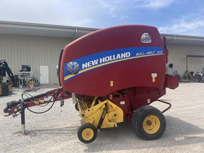 New Holland ROLL-BELT 450 Round Hay Baler