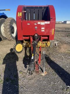 New Holland ROLL-BELT 450 UTILITY Round Baler