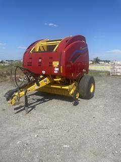 New Holland ROLL-BELT 460 Round Hay Baler