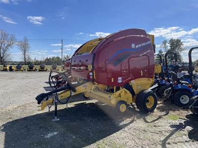 New Holland ROLL-BELT 460 Round Hay Baler