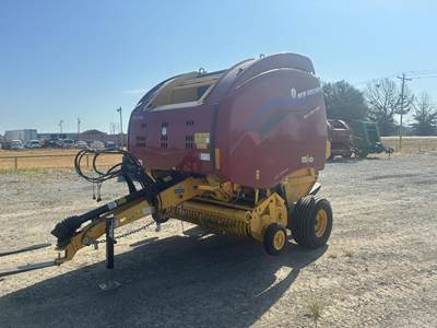 New Holland ROLL-BELT 460 Round Hay Baler