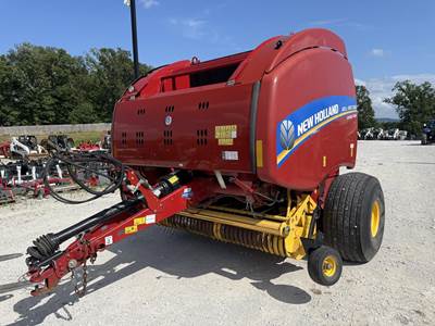 New Holland ROLL-BELT 560 Round Baler
