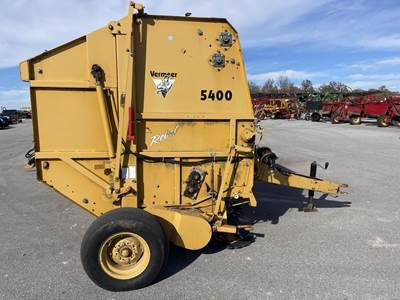 Vermeer 5400 REBEL Round Hay Baler