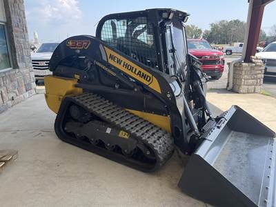 New Holland C337 Skid Steer