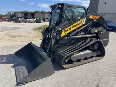 New Holland C337 Skid Steer
