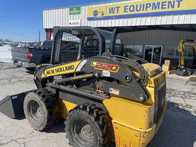 New Holland L220 Track Skid Steer