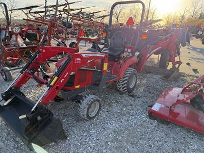 Massey Ferguson GC1725MB Tractor