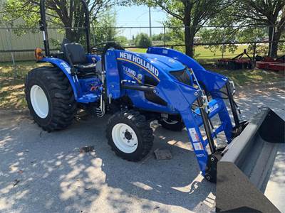 New Holland WORKMASTER 35 Tractor