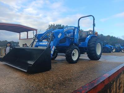 New Holland WORKMASTER 40 Tractor