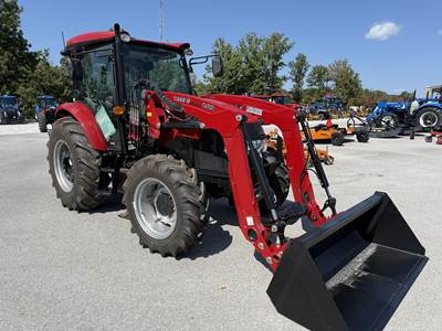 Case IH FARMALL 115A Tractor