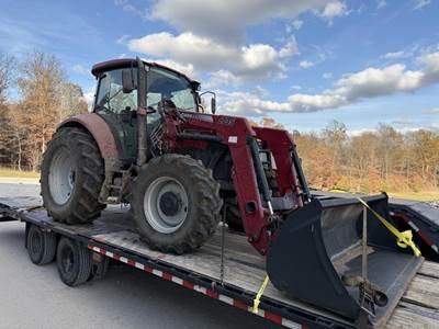 Case IH FARMALL 115U Tractor