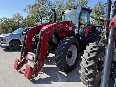 Case IH FARMALL 140A Tractor