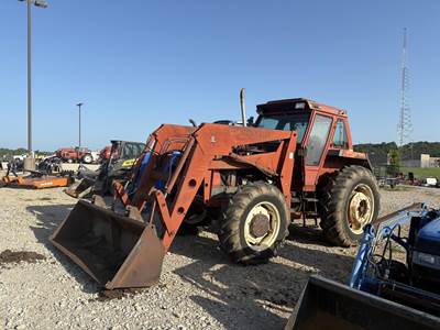 Fiat Hesston 130-90DT Tractor
