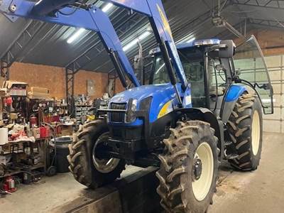 New Holland T6030 Tractor