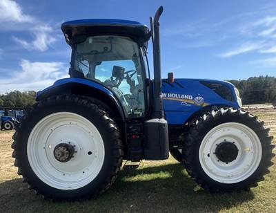 New Holland T7.210 SIDEWINDER II Tractor