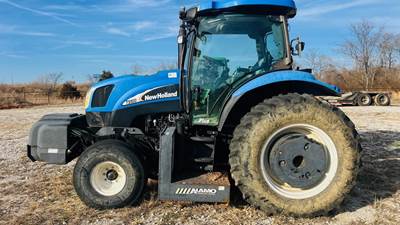 New Holland TS100A Tractor