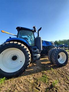 New Holland T8.435 Tractor