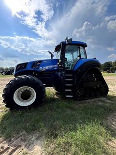 New Holland T8.435 SMARTTRAX Tractor