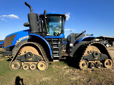 New Holland T9.530 Tractor