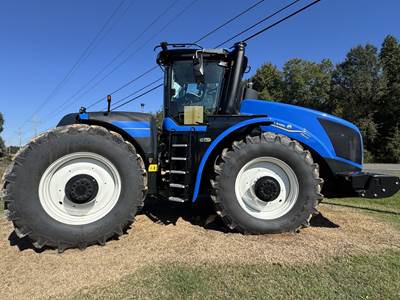 New Holland T9.655 Tractor