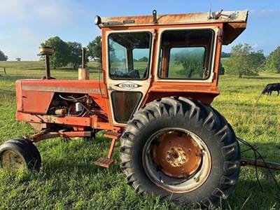 Allis-Chalmers 185 Tractor