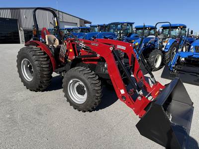 Case IH FARMALL 60A Tractor