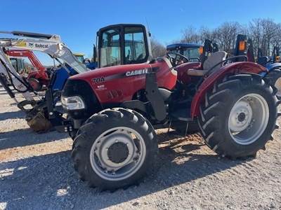 Case IH FARMALL 70A Tractor