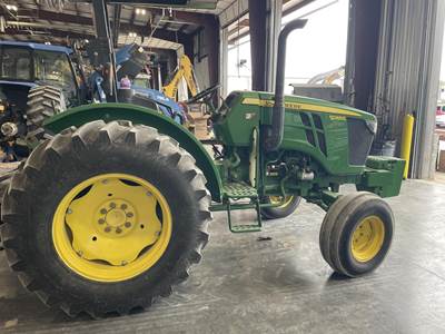 John Deere 5065E Tractor