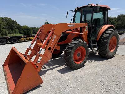 Kubota M8560HDC Tractor
