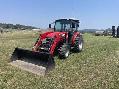 Massey Ferguson 2860M Tractor
