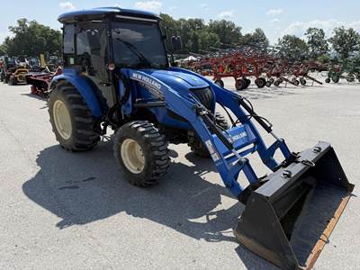 New Holland BOOMER 45 Tractor