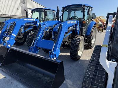 New Holland POWERSTAR 75 Tractor