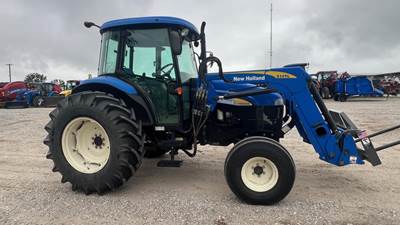 New Holland TD5050 Tractor