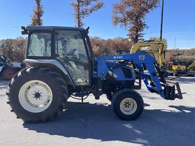 New Holland TL90A Tractor
