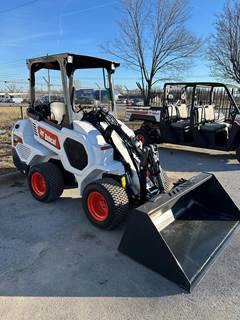 Bobcat L28 Wheel Loader