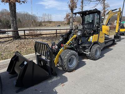 New Holland ML27 Wheel Loader