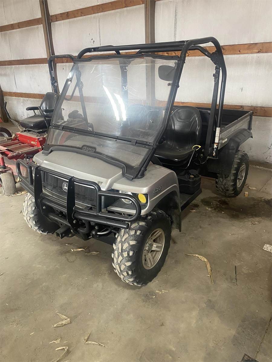 2009 John Deere GATOR XUV 620I Utility Vehicle For Sale, 600 Hours