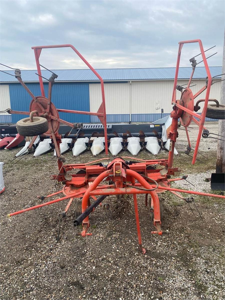 2014 Kuhn GF502 Hay Tedder For Sale Wataga, IL G43277