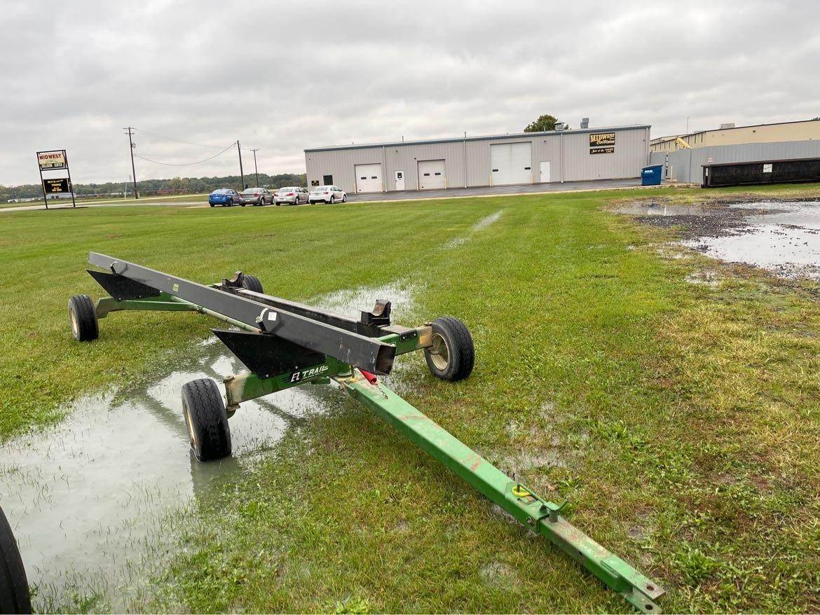 EZ Trail 672 Header Trailer For Sale Fulton, IL Y42782